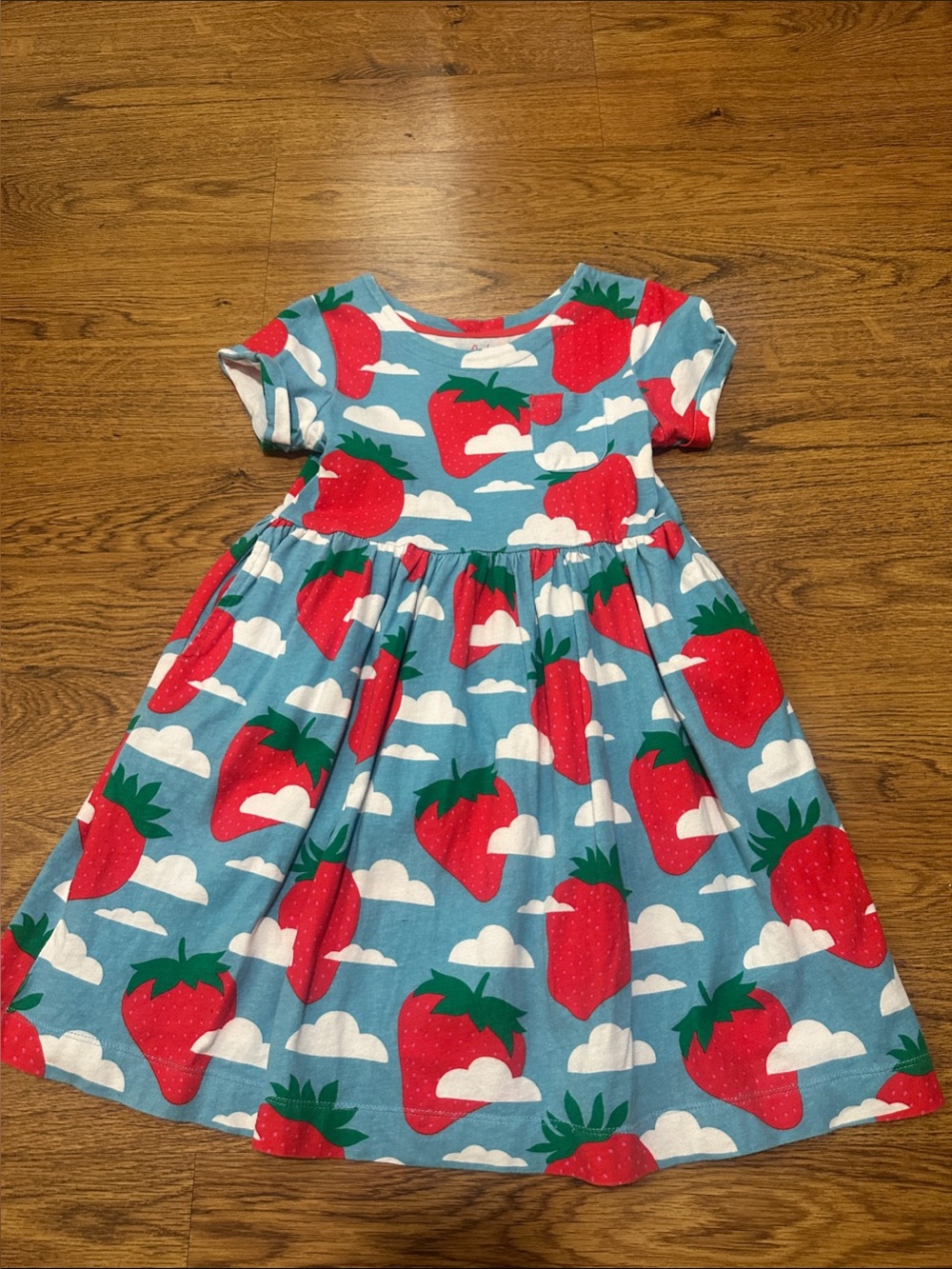 Mini Boden Blue Strawberry Cotton Dress size 7-8Y short sleeve pleated